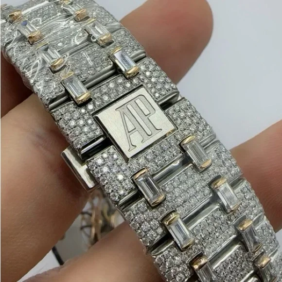 Audemars Piguet Diamond-Studded Skeleton Watch - Picture 12 of 12